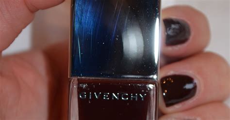 Nails of the day: Givenchy Le Vernis Nail Varnish Pourpre Defile